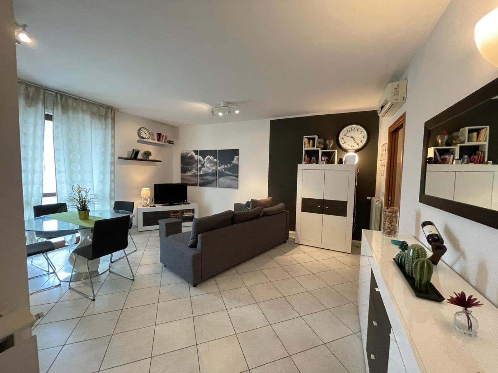 White&grey House *